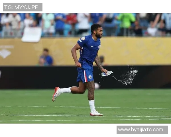 切尔西足球明星专属靴子图片展示与解析尽显运动魅力与时尚风范